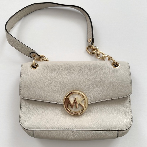 Michael Michael Kors White Pebbled Leather Shoulder Bag Purse - Picture 1 of 16